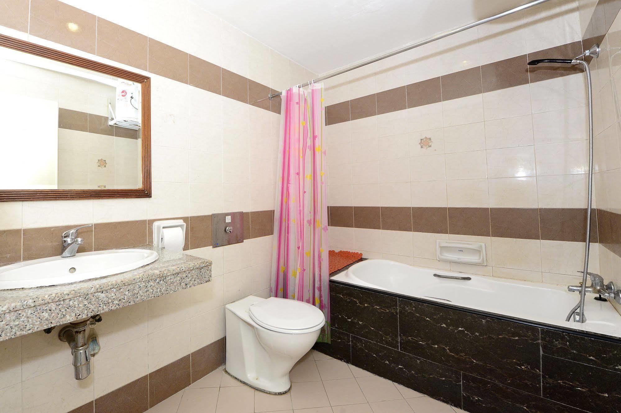 Oyo 106 Beach Hotel Singapur Zewnętrze zdjęcie