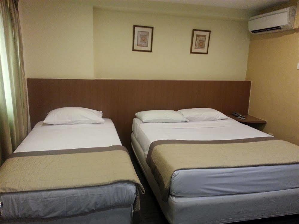 Oyo 106 Beach Hotel Singapur Zewnętrze zdjęcie